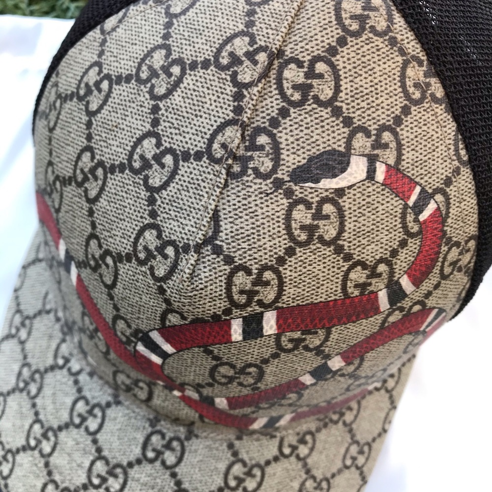 GUCCI - SNAKE PRINT HAT